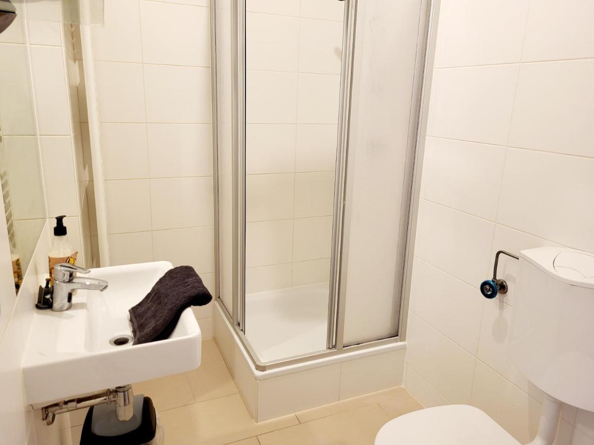 Floridsdorfer Apartment - Free Highspeed-Internet Wien Exteriör bild